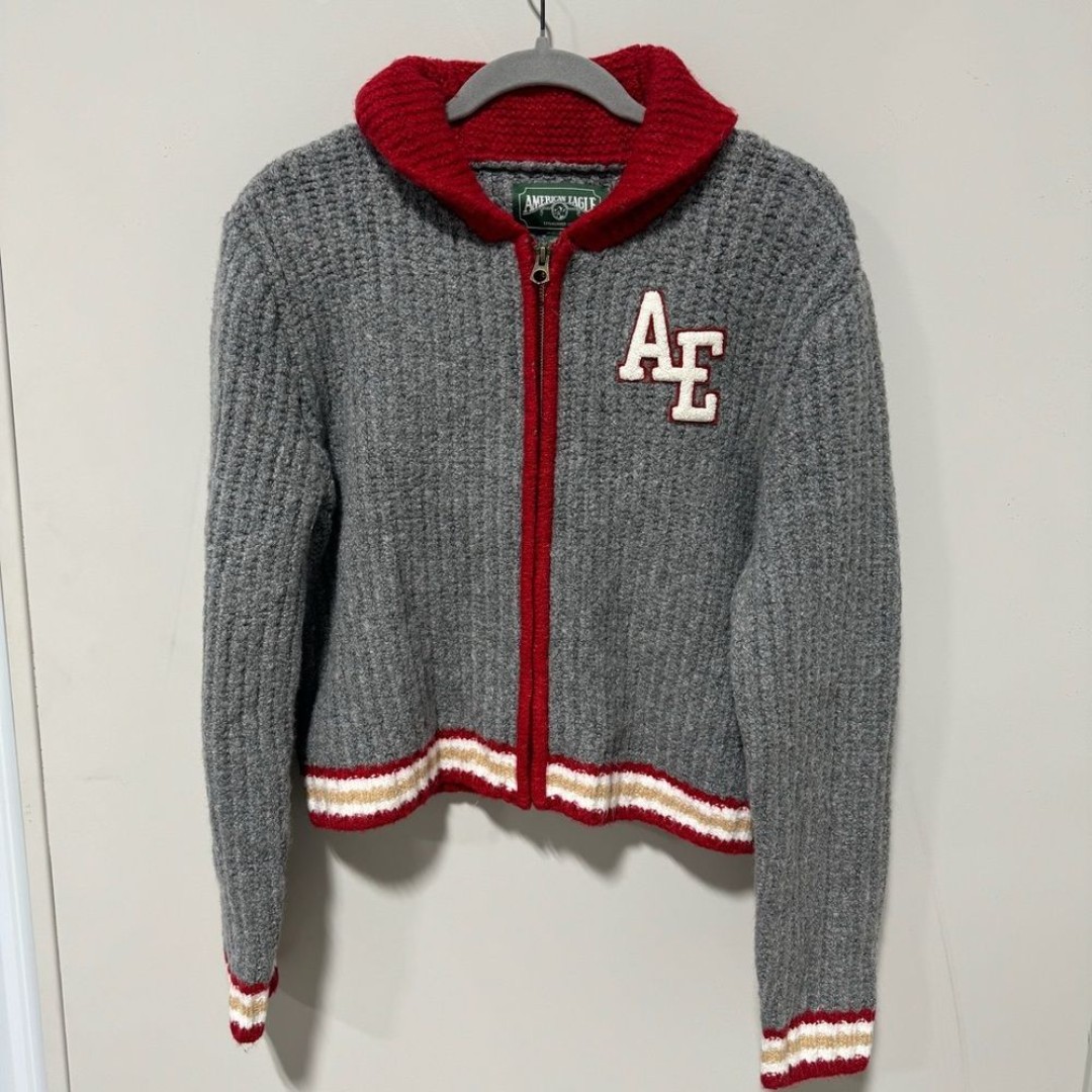 NWT American Eagle Outfitters Varsity Knit Jacket Sweater Preppy Size M
