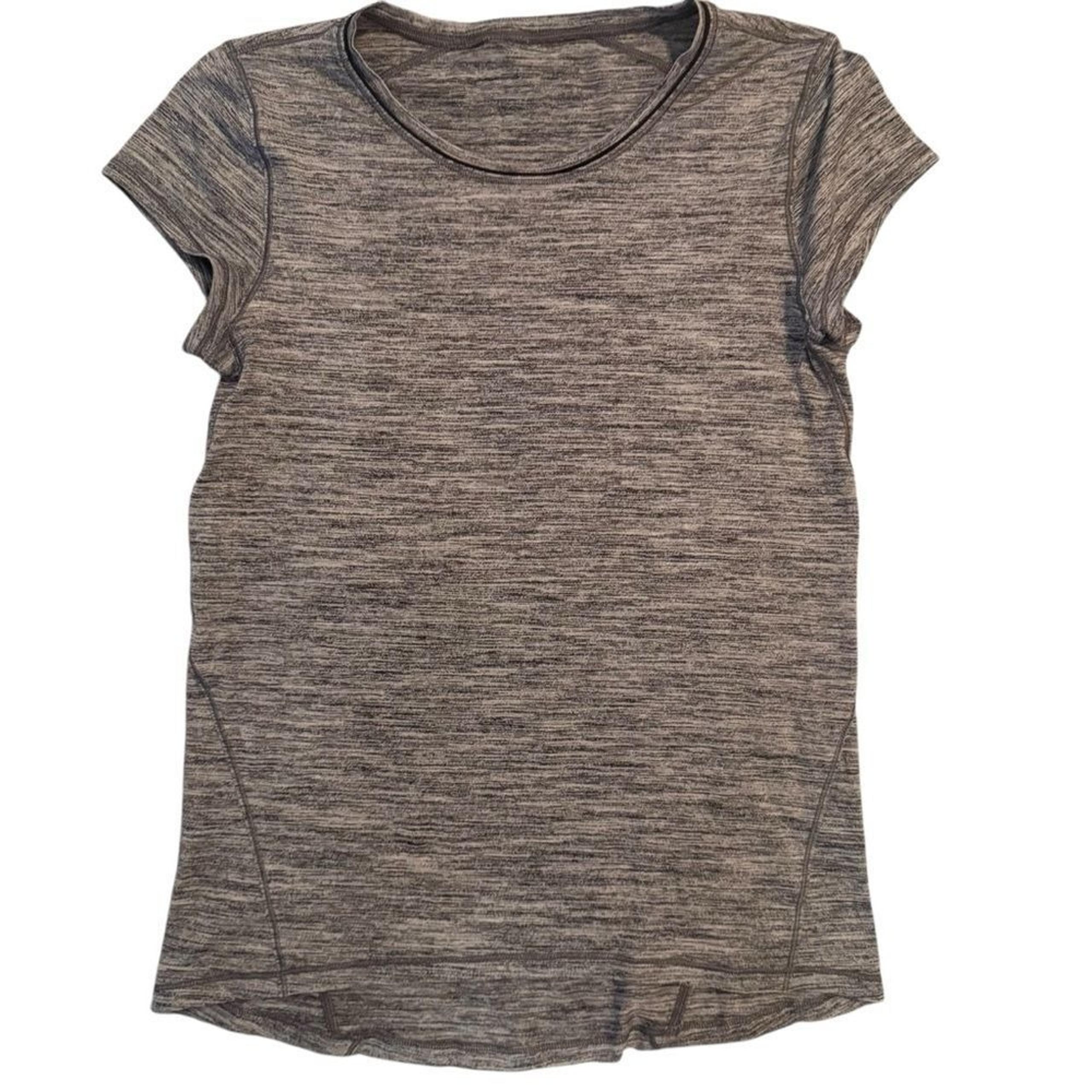 Lululemon t-shirt size 4