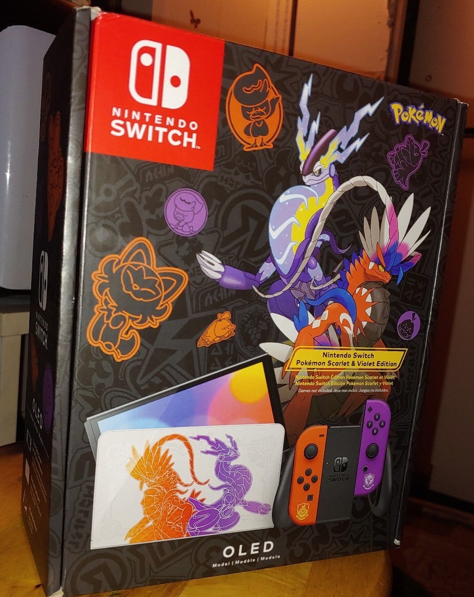 Pokémon Nintendo Switch NEW Scarlet Violet Edition w/ Receipt + GAME