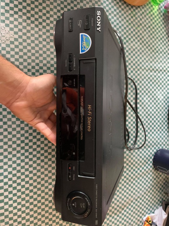 Sony Video Cassette Recorder VHS/VCR