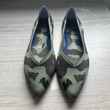 Rothy’s Women's Point Toe Flat – Green Camo