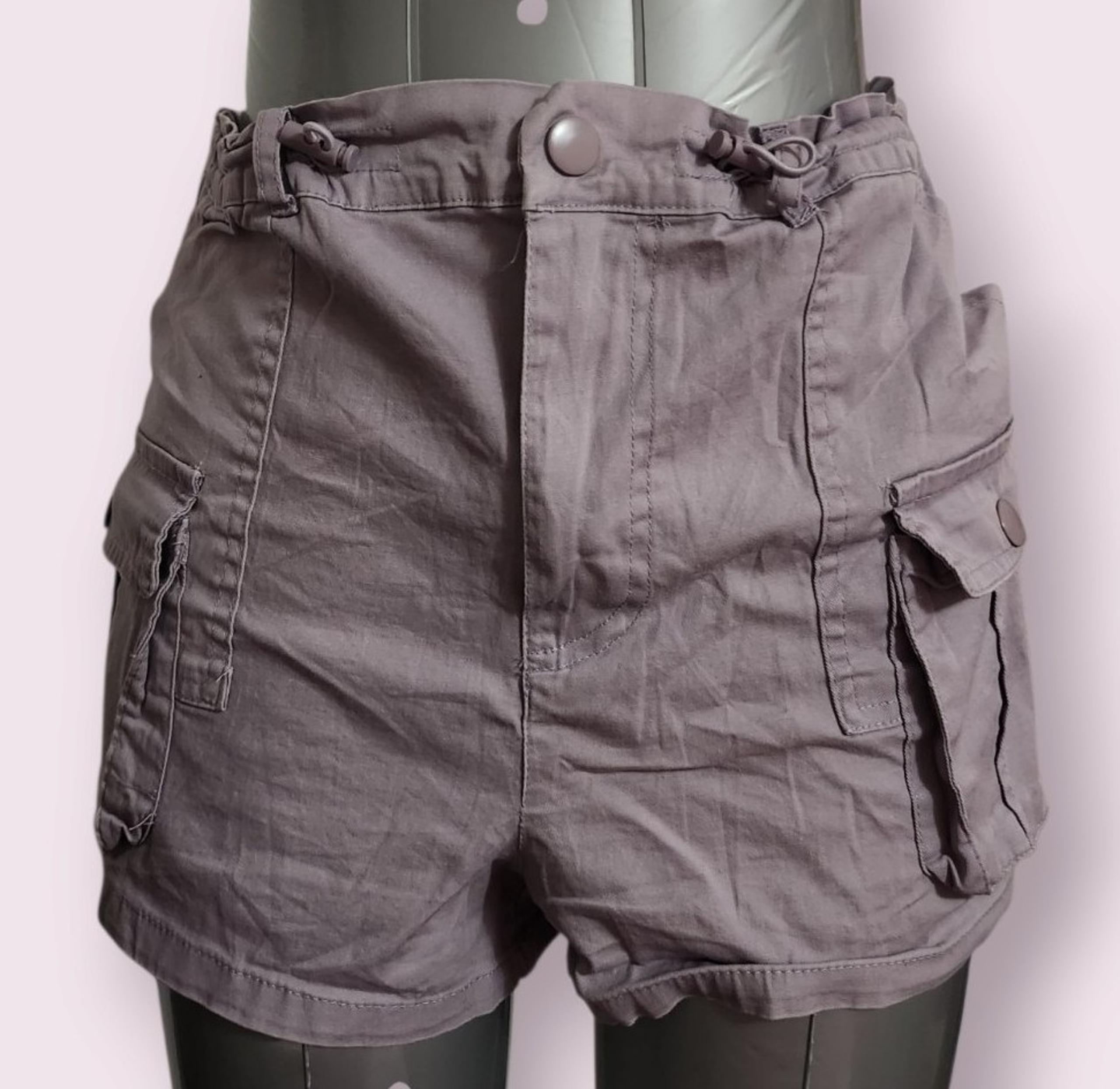 American Eagle Brand Women's Lavender Purple Low Rise Adjustable Cargo Shorts
