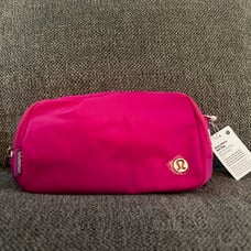 lululemon everywhere belt bag sonic pink white logo wordmark nwt
