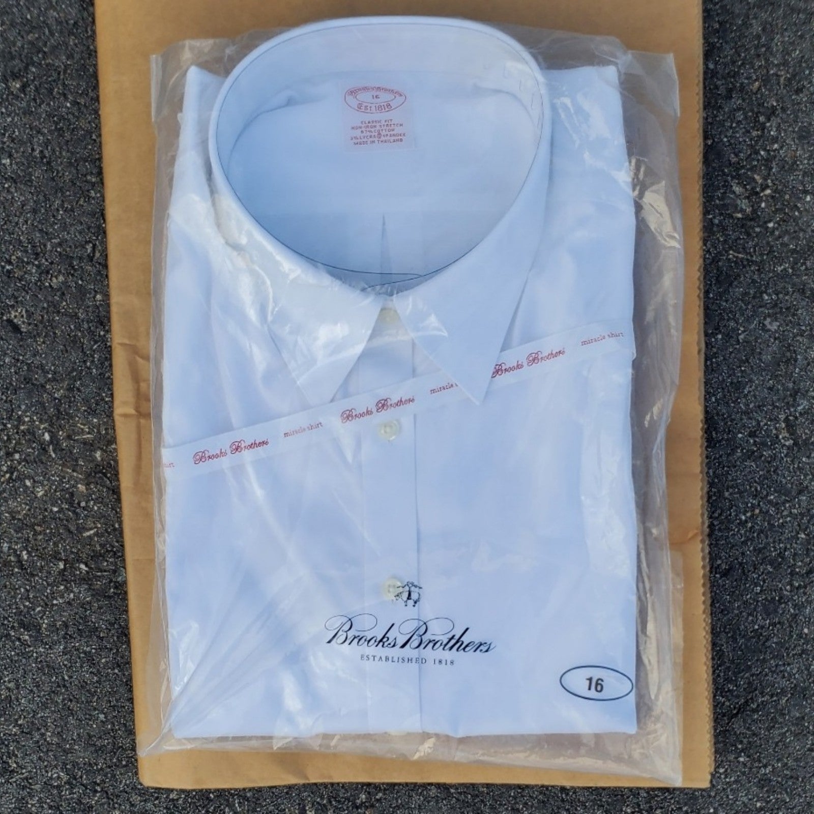 NWT Brooks Brothers Long-Sleeve Button-Front White Shirt. Size 16