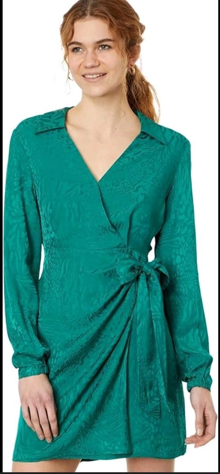 Lilly Pulitzer nicolena animal print wrap green patterned long sleeve dress 10