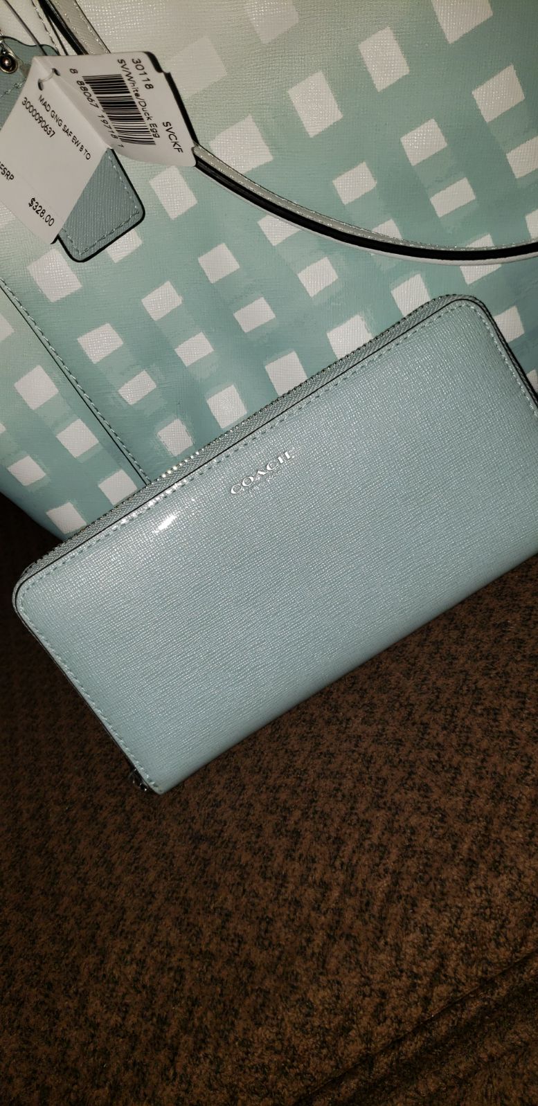 A coach purse and wallet combo
