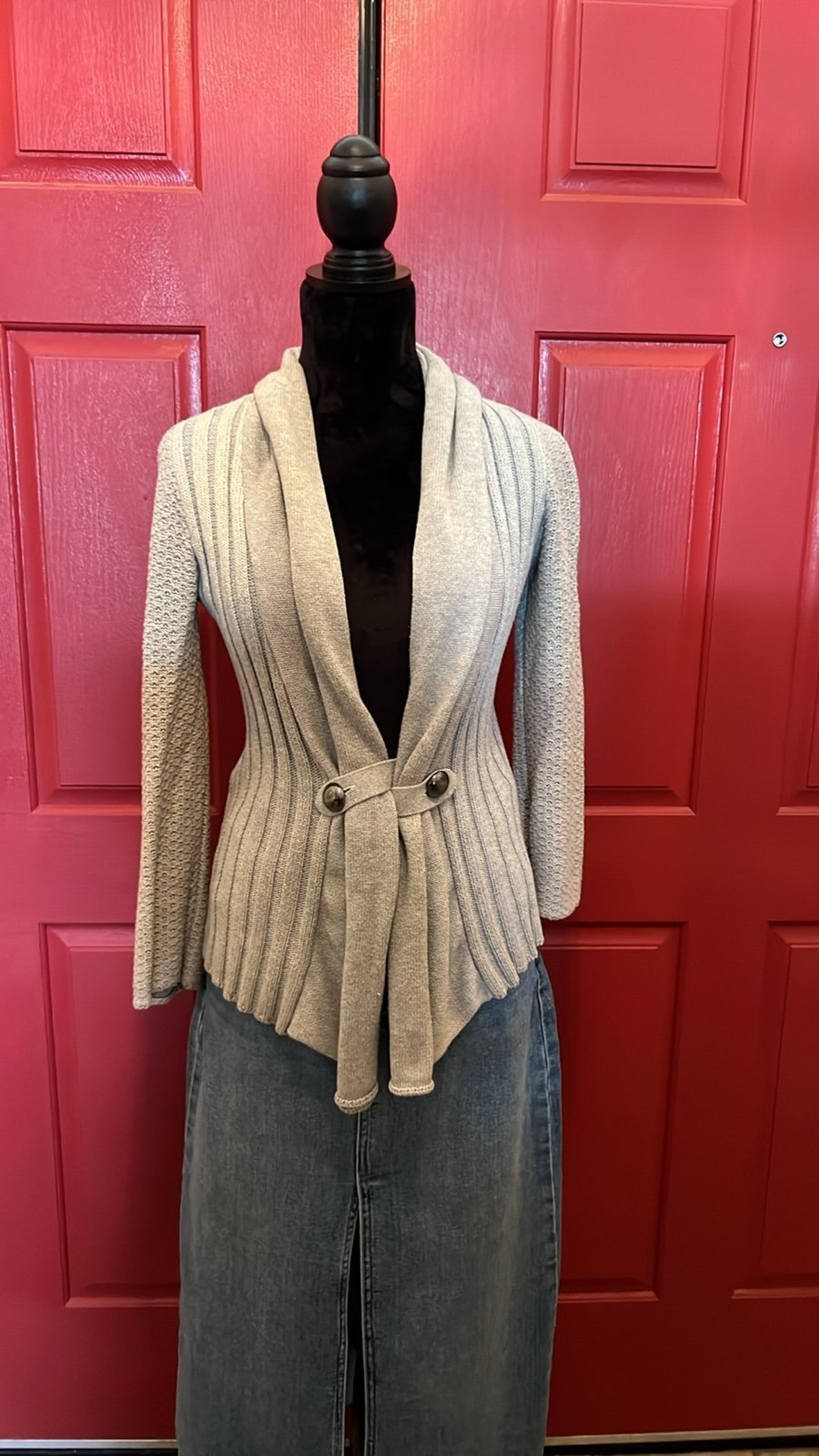 Guess cardigan sweater