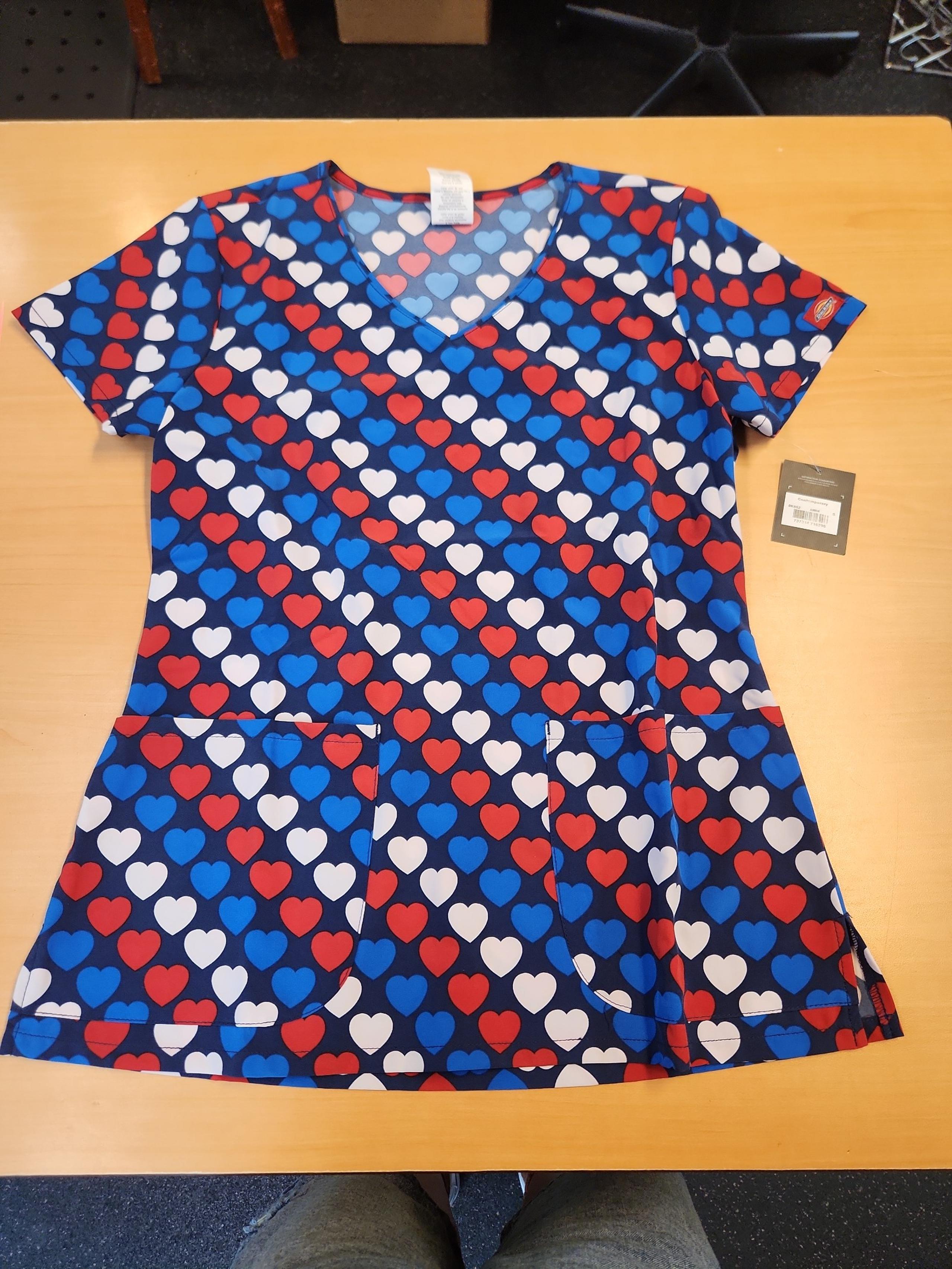 Printed scrub top - 4th of July - SMALL