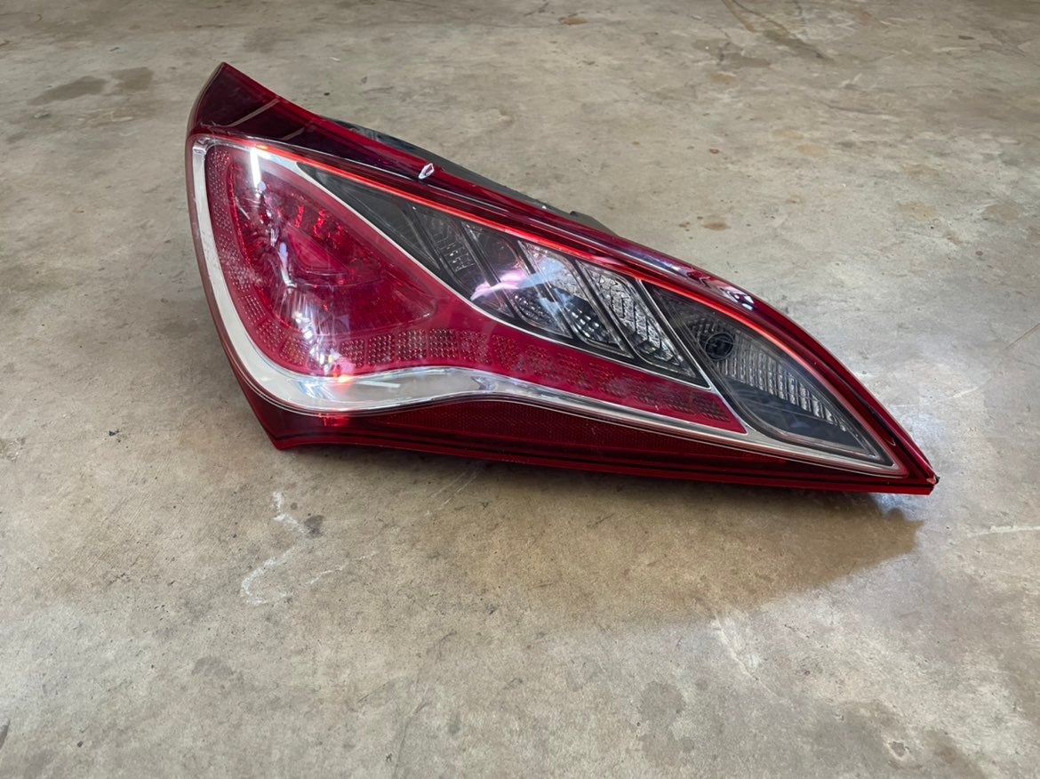 2011-2016 Hyundai Genesis Coupe Tailights