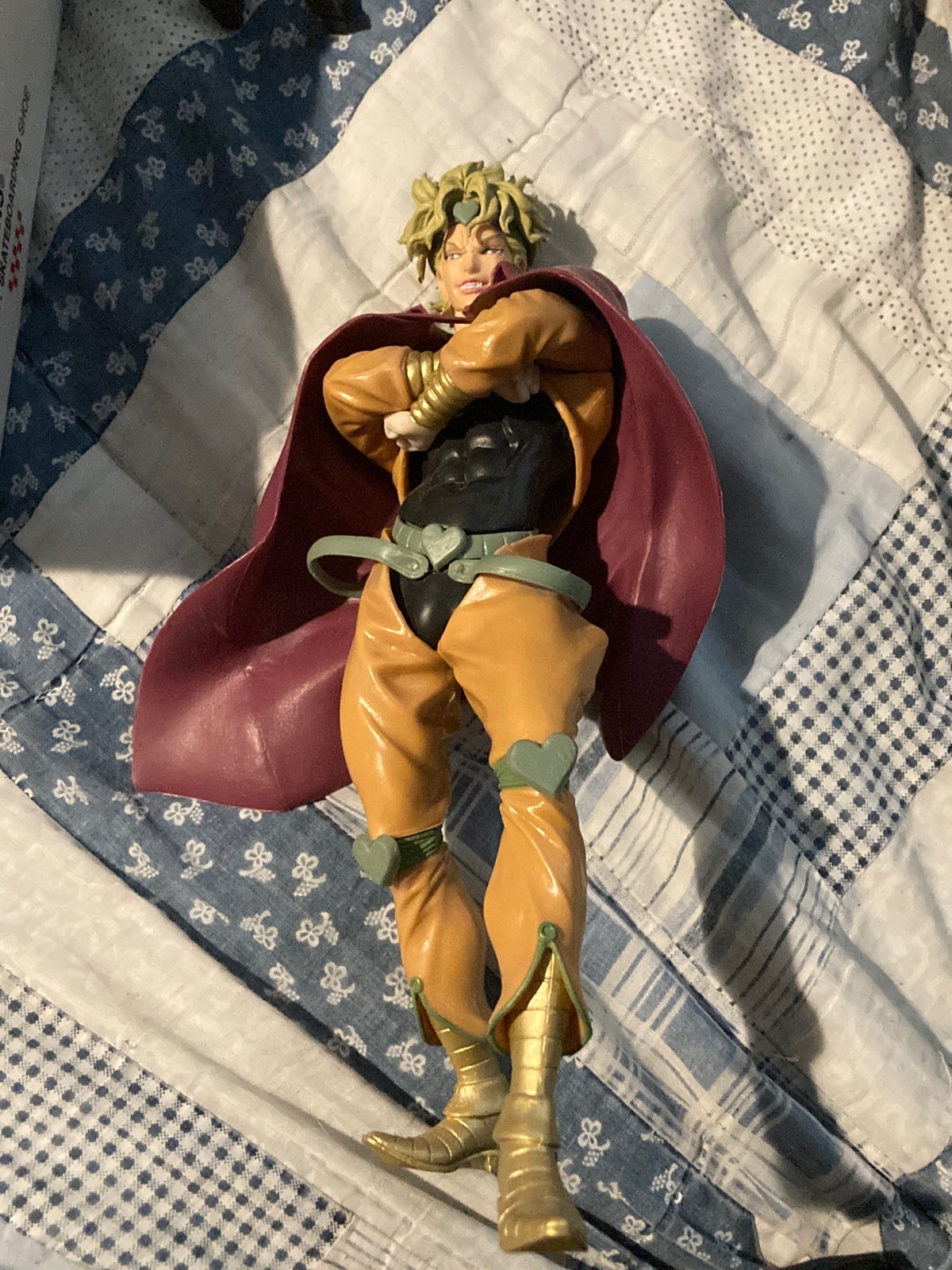 Dio statue