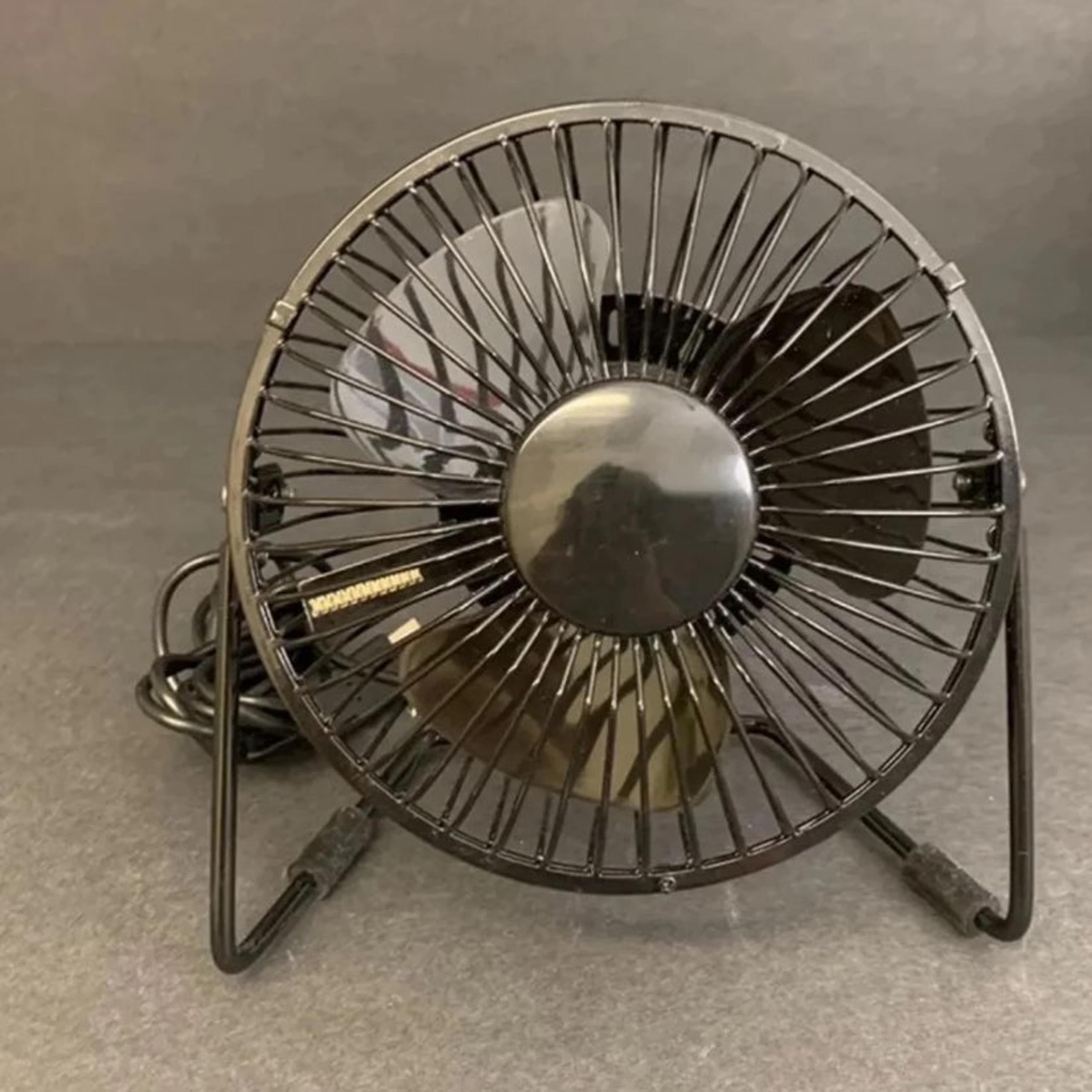 USB Desk Fan
