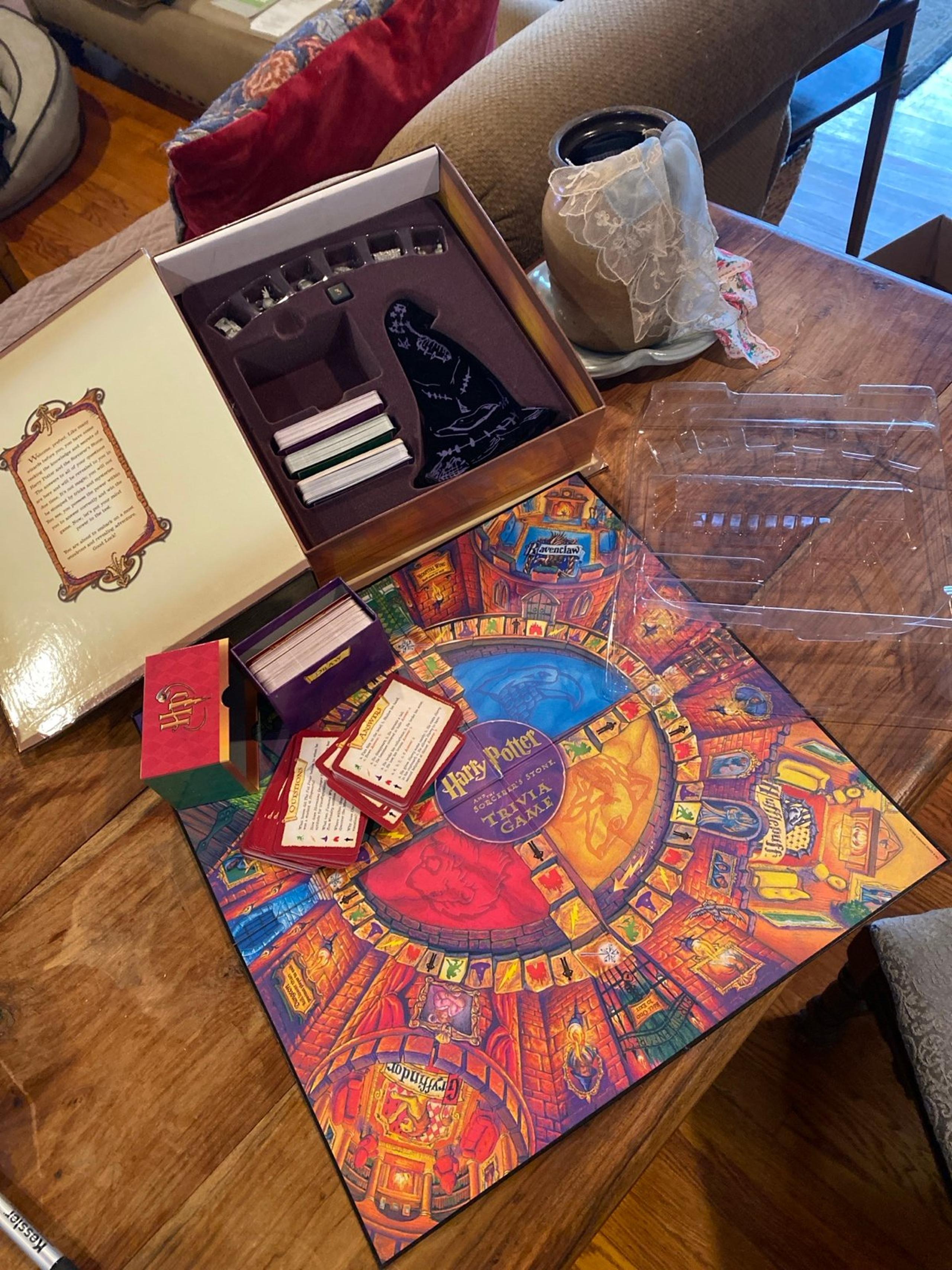 Harry Potter and the Sorcerer’s Stone trivia board game sorcerer wizard complete