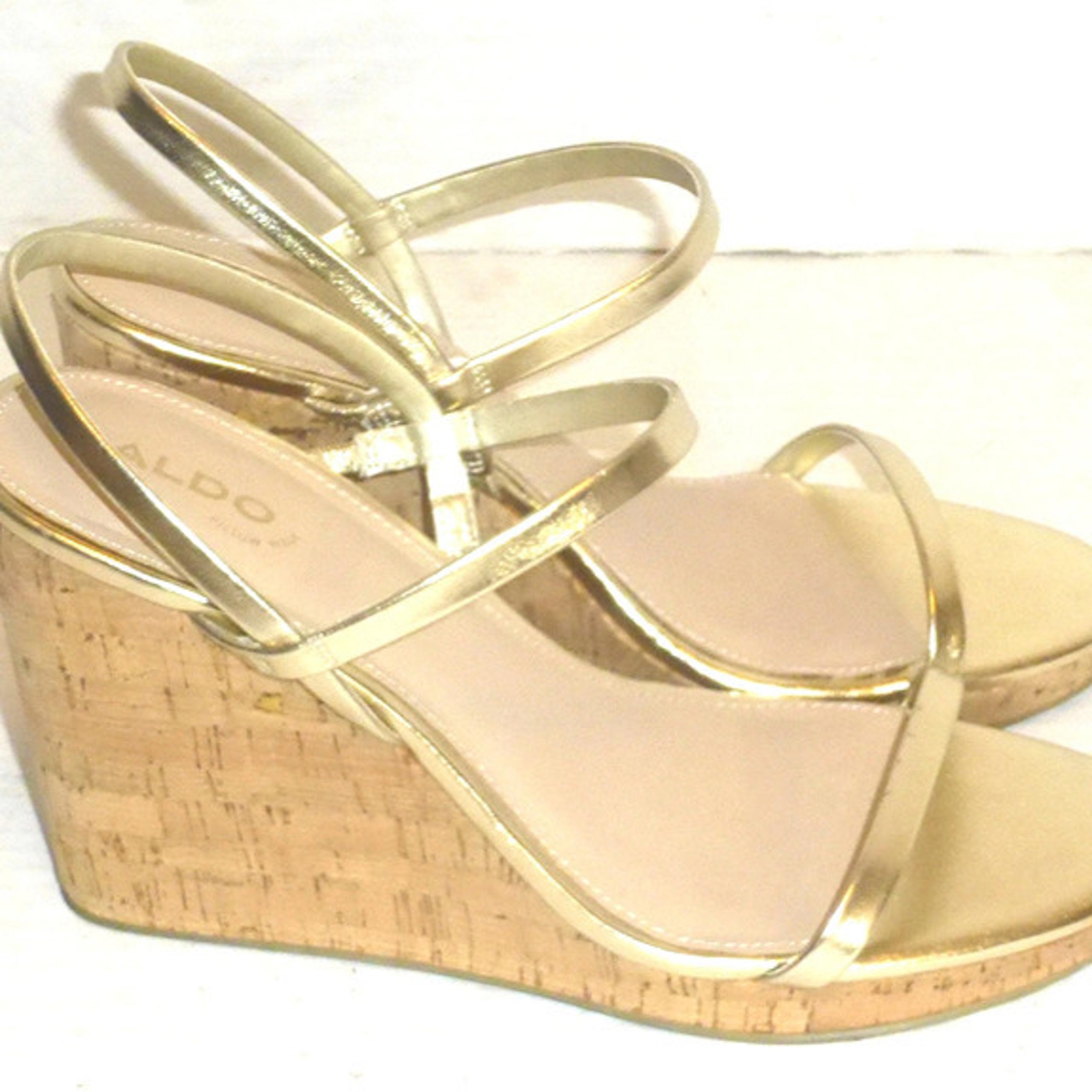 Aldo Mirabella Women's Gold Wedge Slip-On Sandals 4.25" Heel Height Size: 10