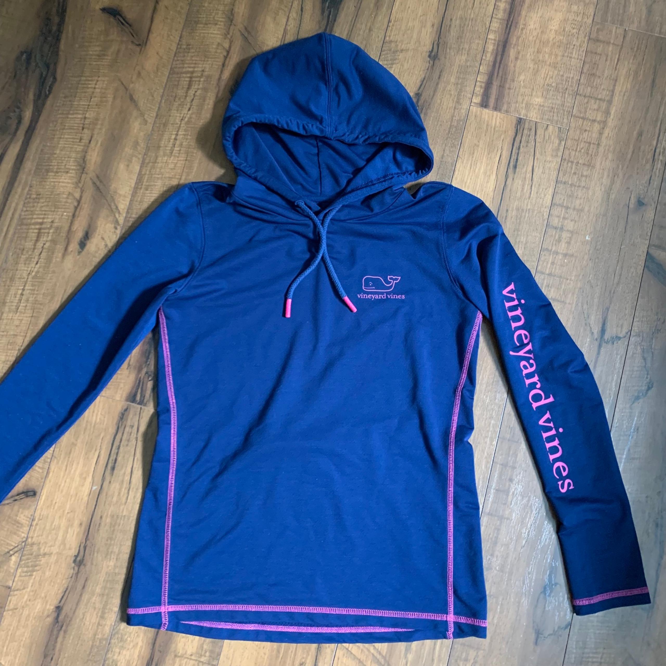 Women’s Vineyard Vines Performance Shirt