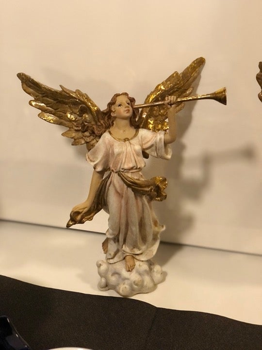 Nativity Angel 8 resin Pink gown handpainted