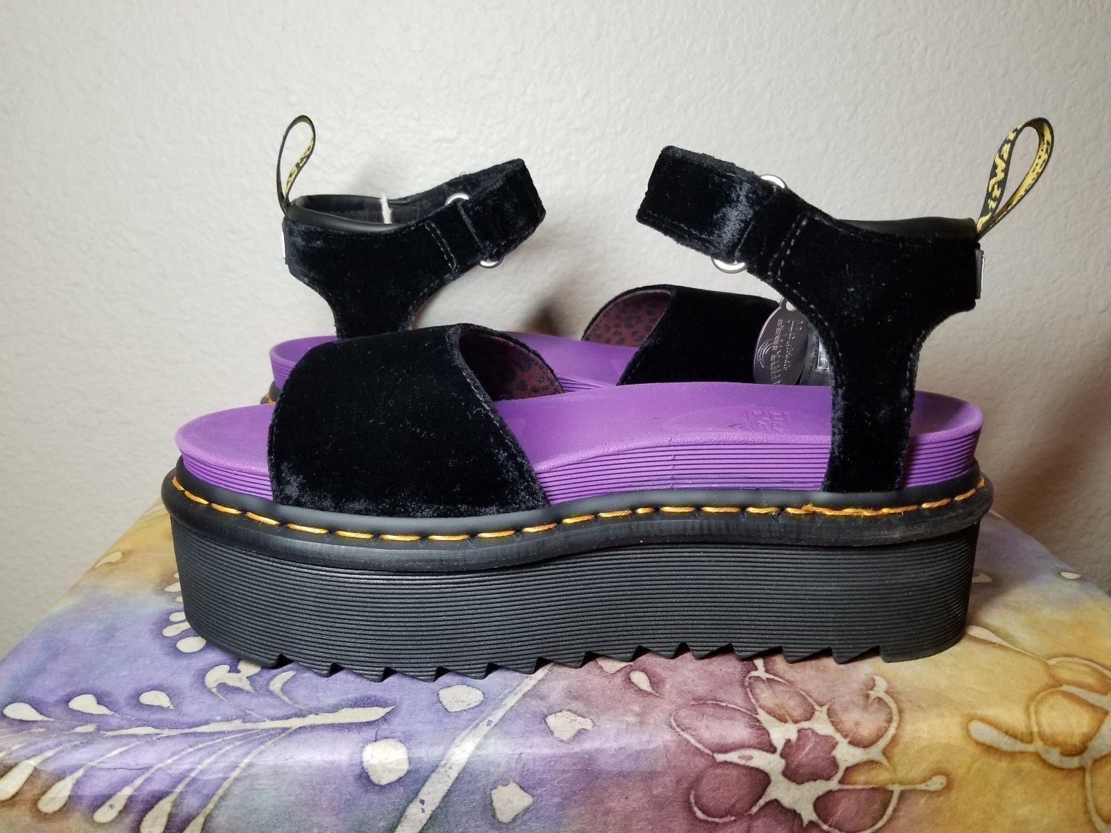 STRAP SANDAL X-GIRL BLACK VELVET PLATFORM – Posers Hollywood