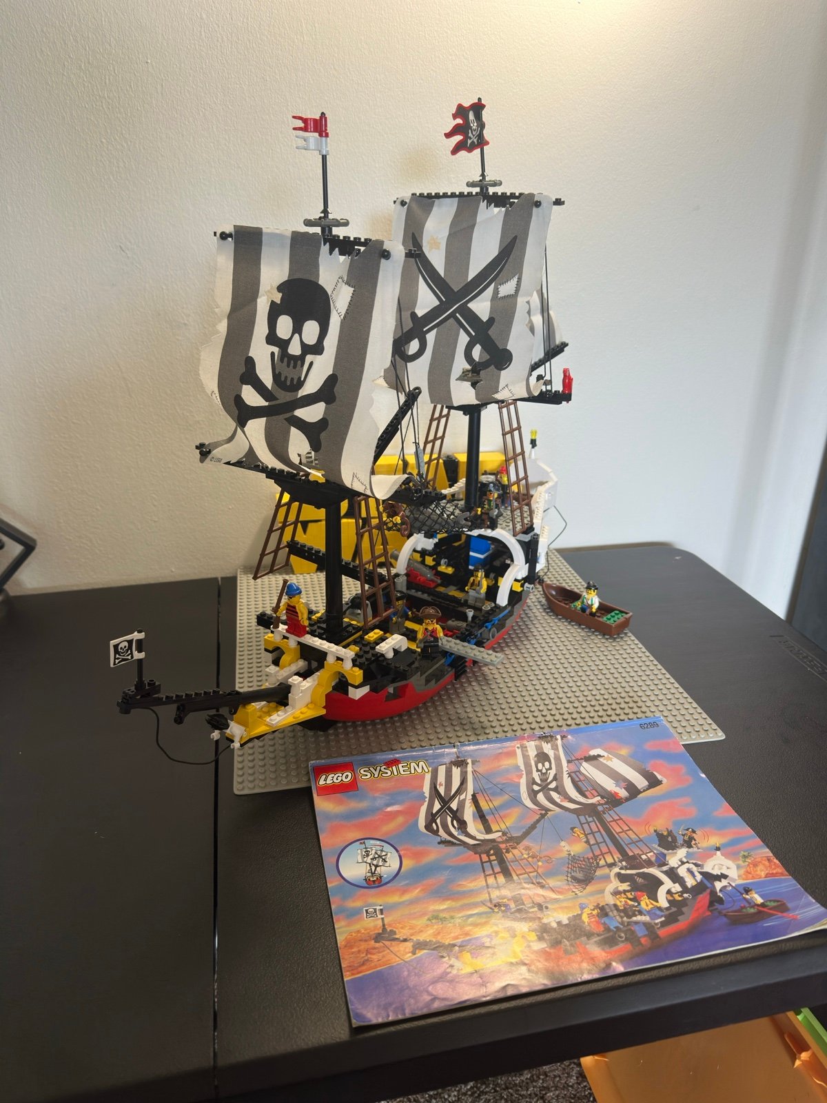 Lego 6289 Redbeard runner