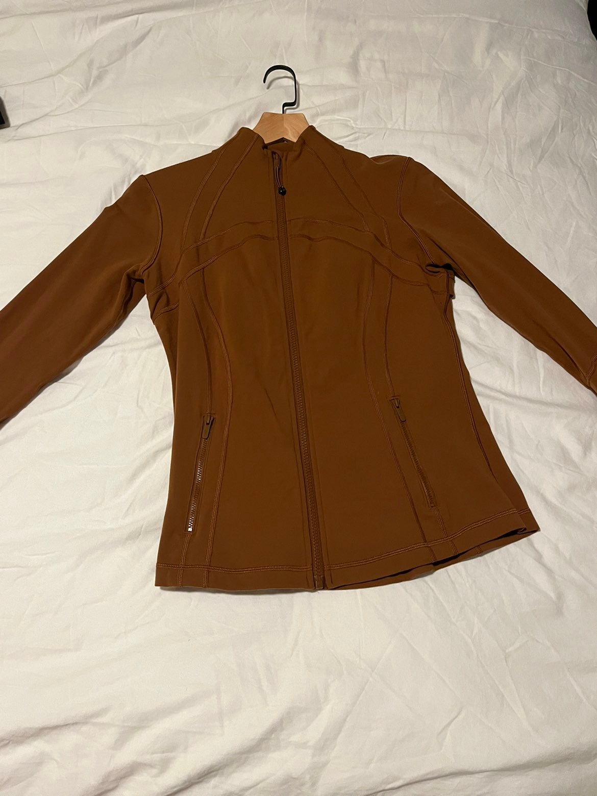 lululemon jacket size 10