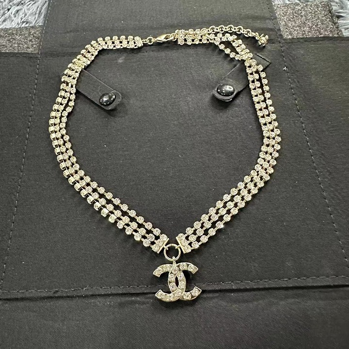 CC necklace