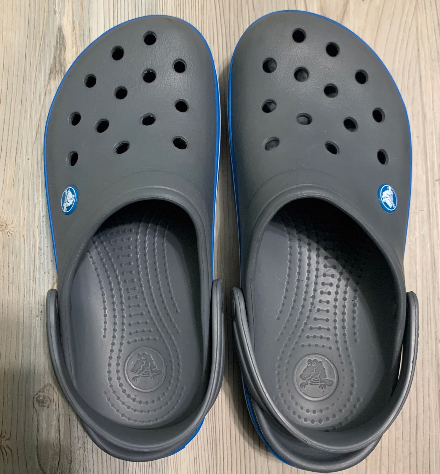 Crocs
