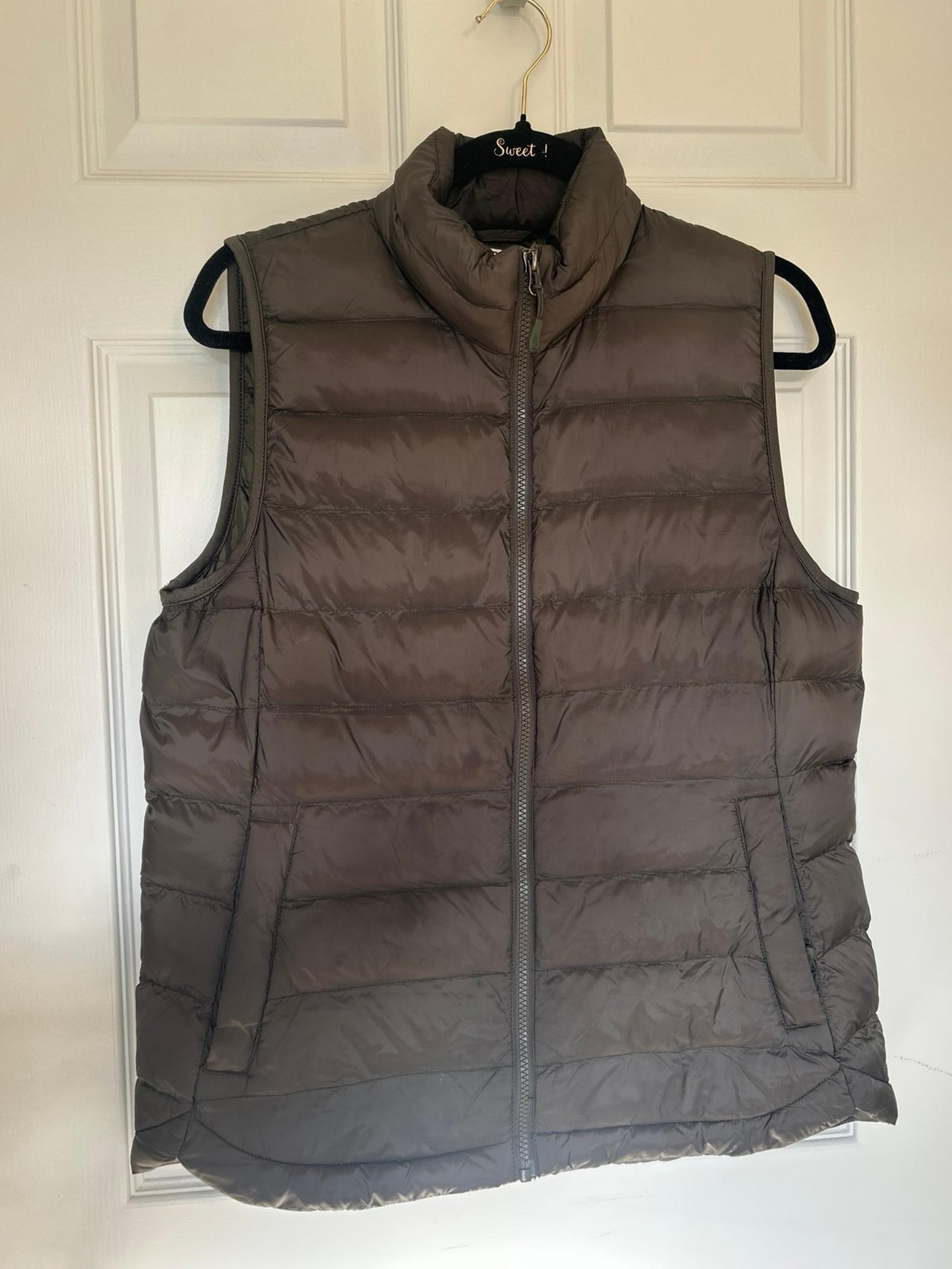 Puffer Vest: 32 degree - 32 Degrees