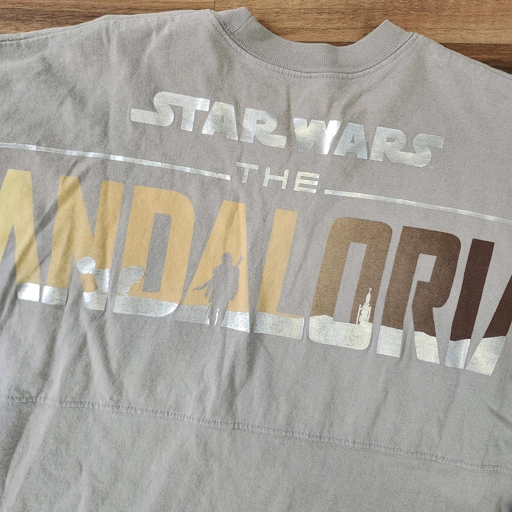 Star Wars The Mandalorian Spirit Jersey Shirt Medium Gray Disney Spell Out
