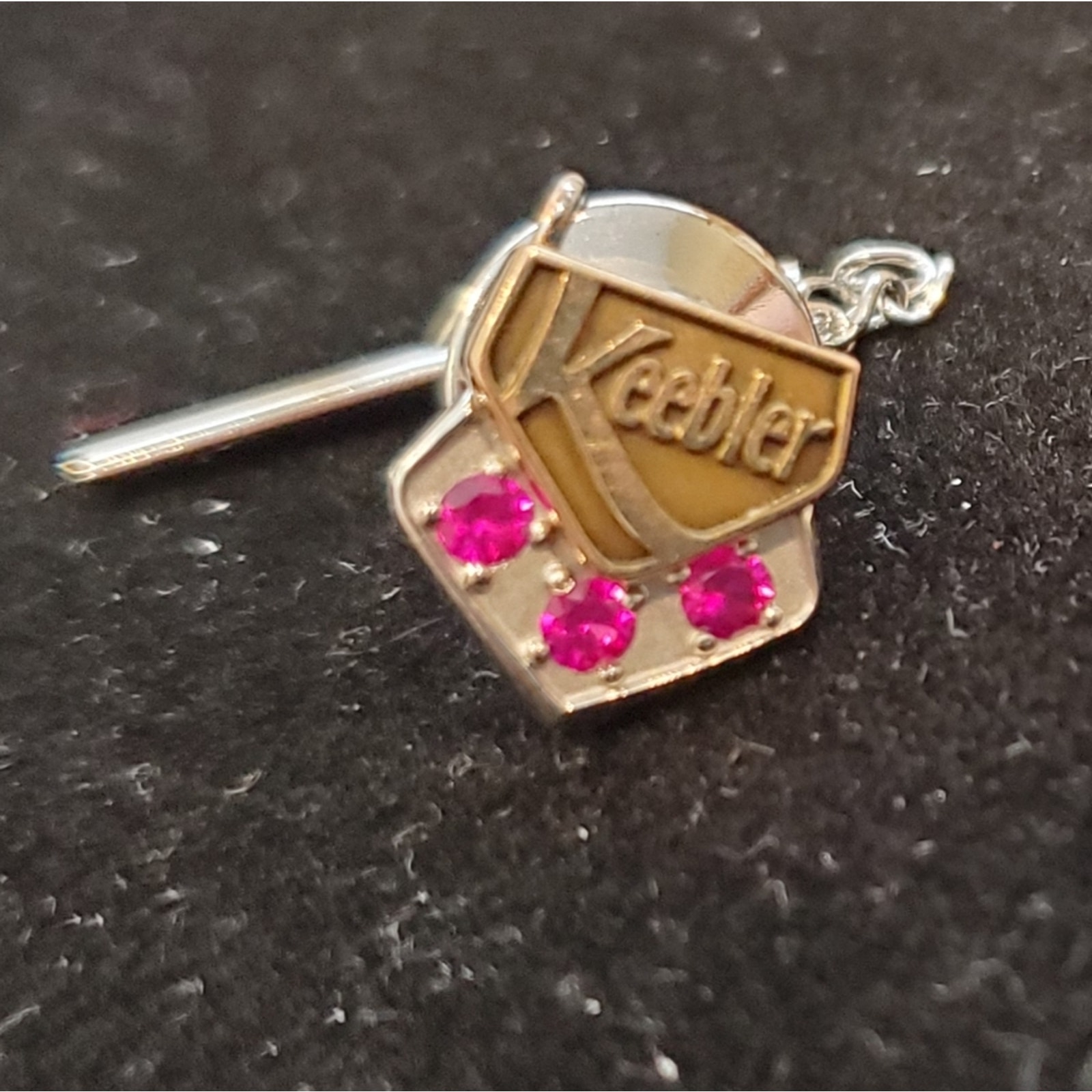 10 KT White Yellow Gold Ruby Commemorative Service Lapel Pin Keebler Collector