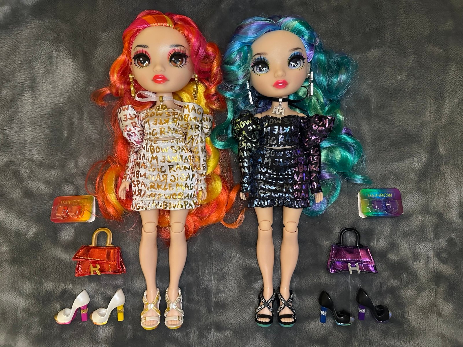 Rainbow High dolls (Holly & Laurel De’Vious)
