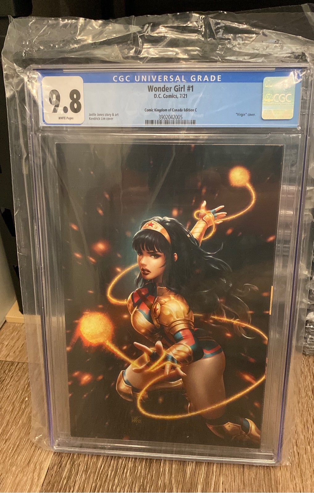 Wonder Girl #1 virgin cover Ltd 1000 9.8 cgc NM+ kunkka