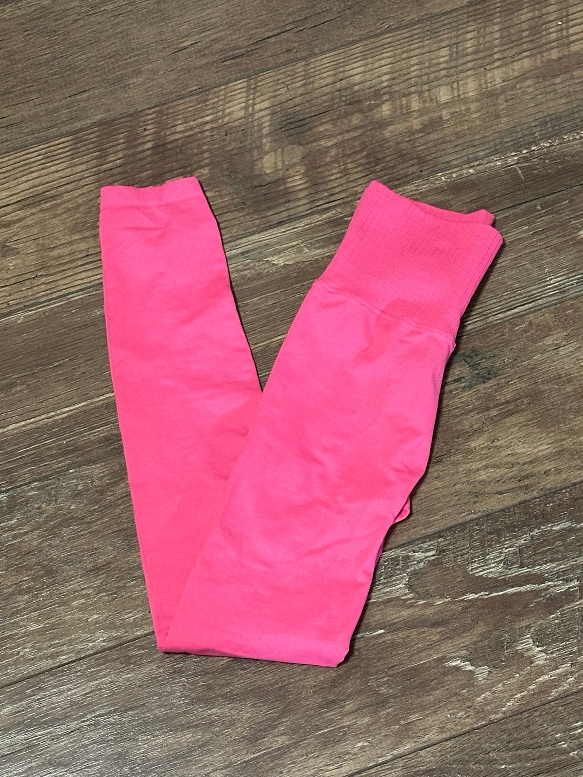 NWOT Good Karma 7/8 Leggings XS/S - Electric Peony