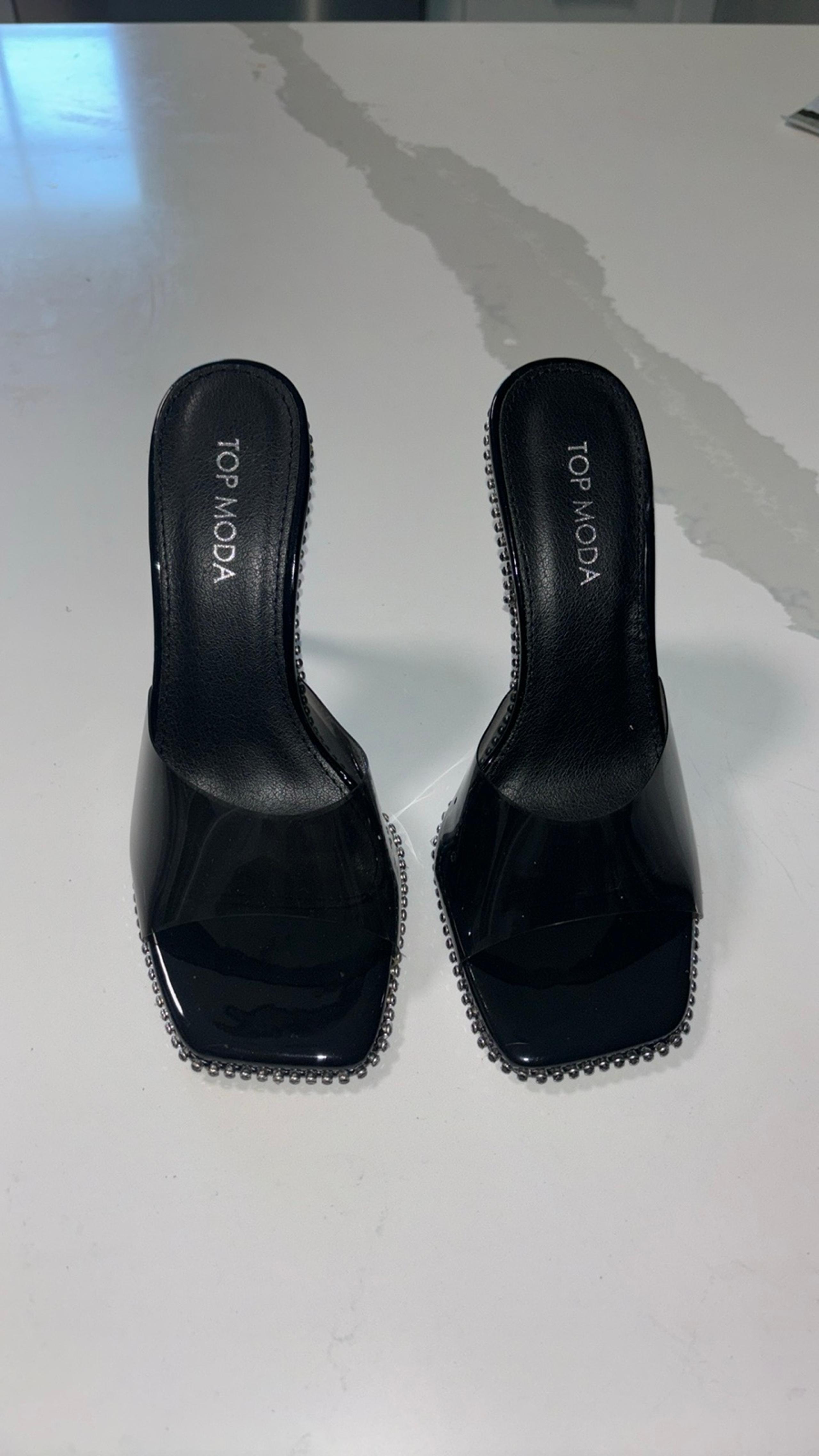 GUC Top Moda Mule Heels 6 Black