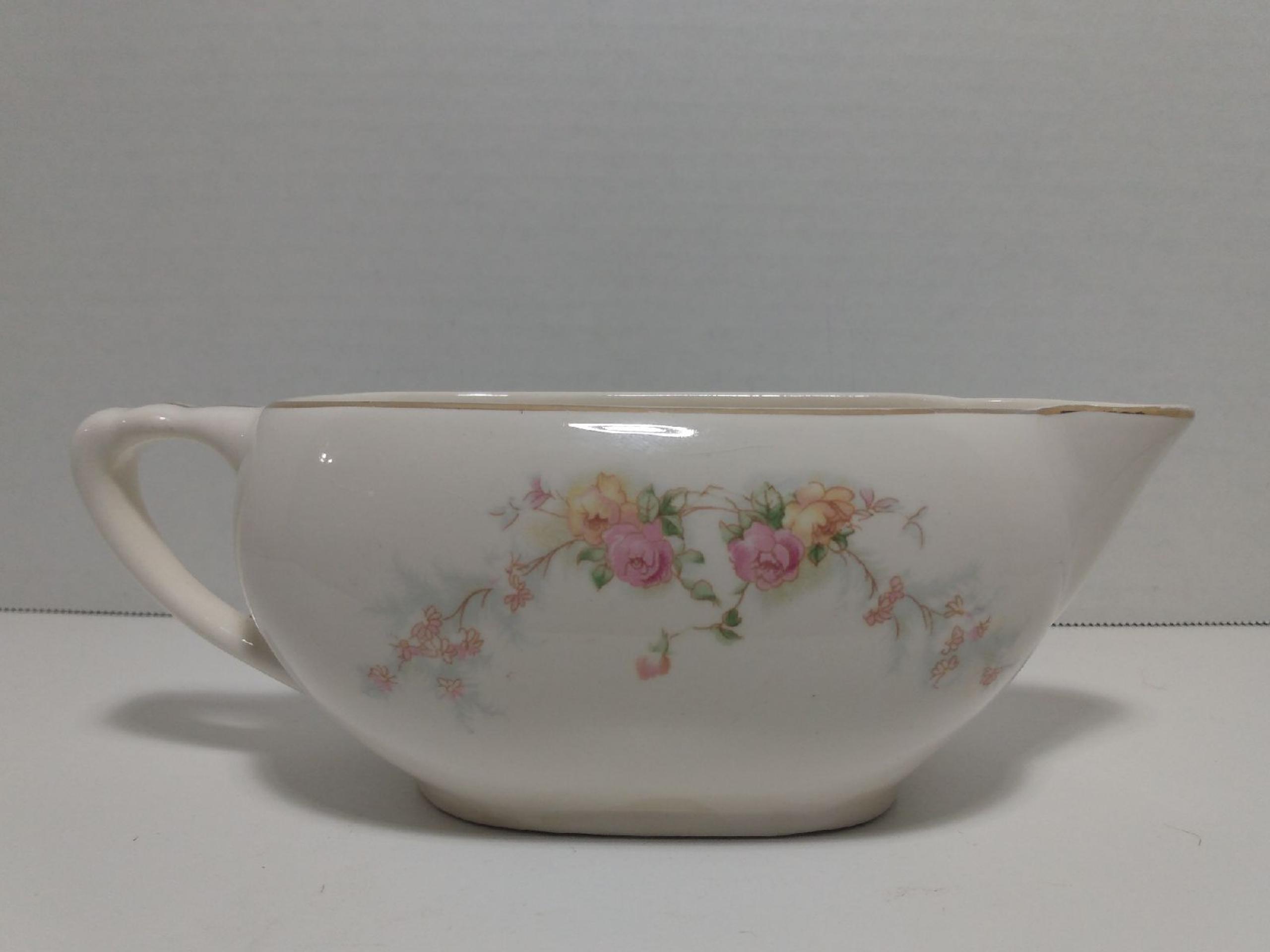 HARKER POTTERY GRAVY BOAT WITH "SWEETHEART ROSE" PATTERN