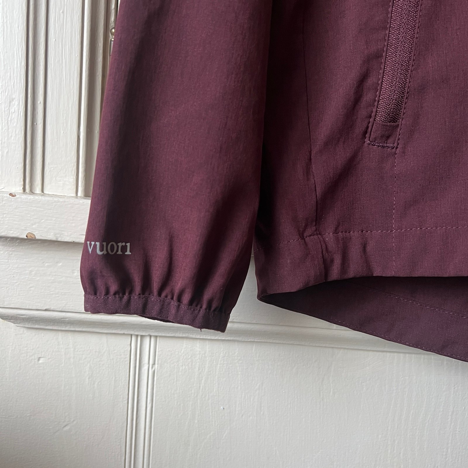 Vuori Outdoor Trainer Shell Jacket - detail