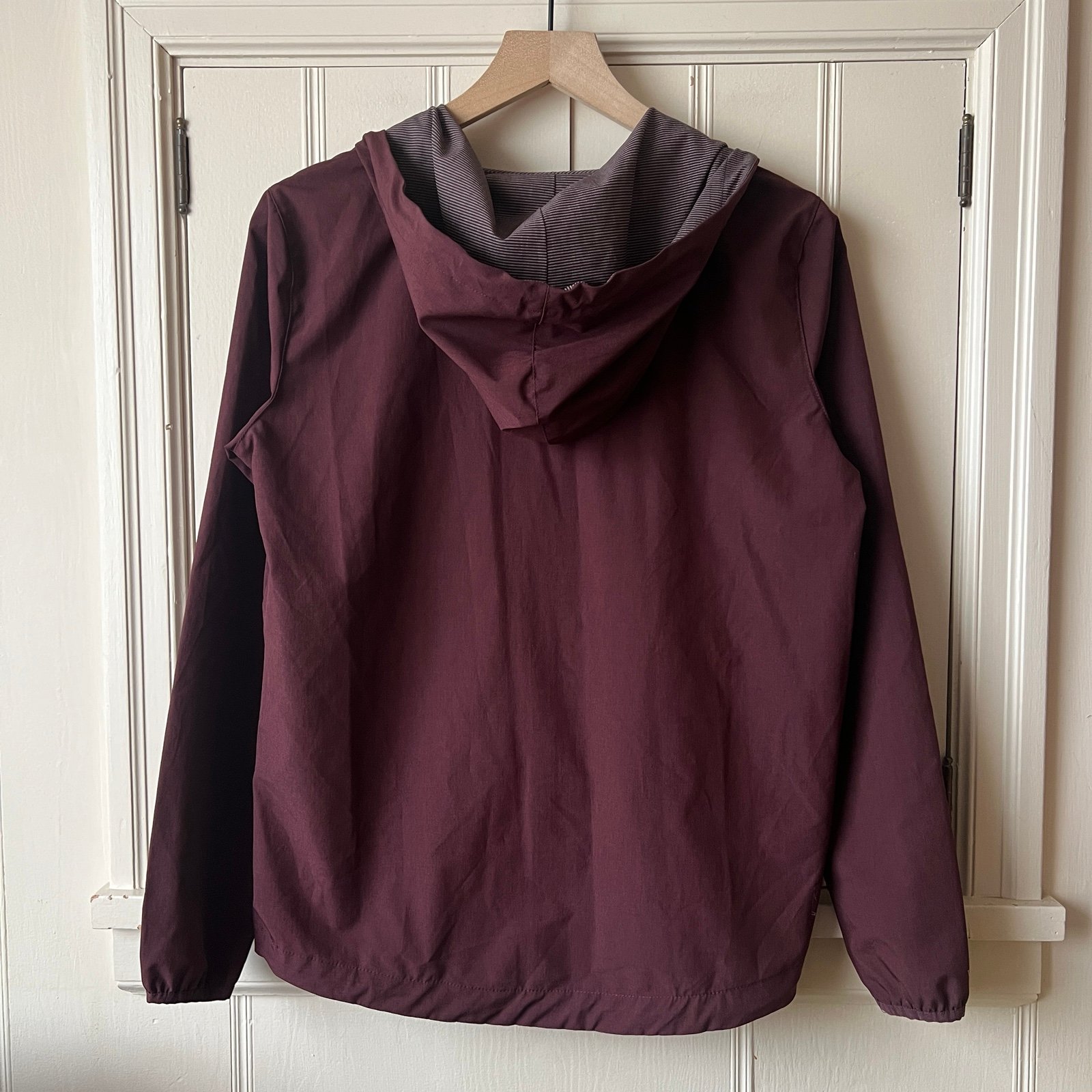 Vuori Outdoor Trainer Shell Jacket - detail