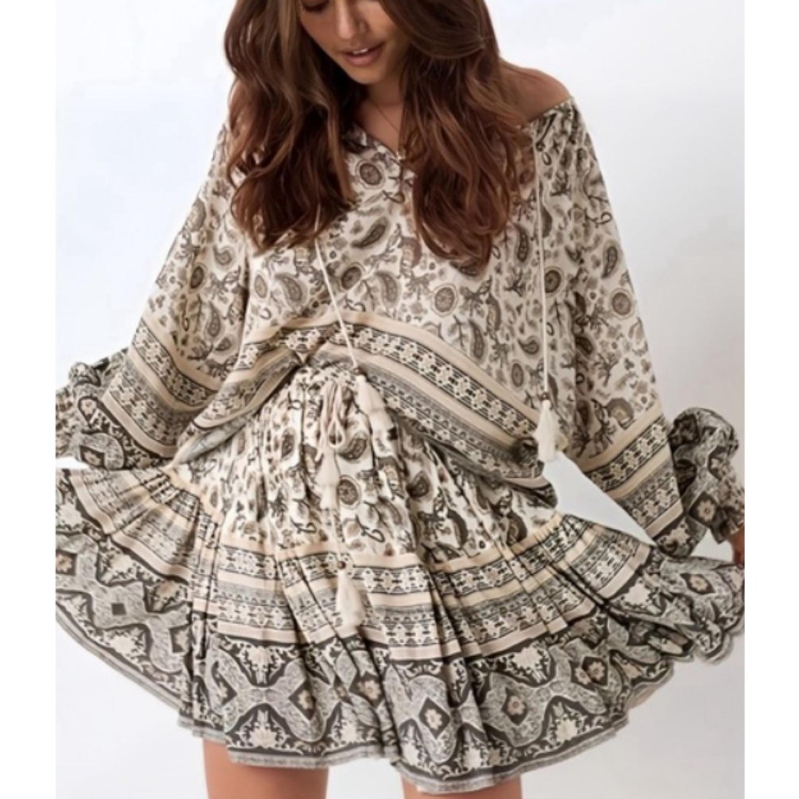 Spell & The Gypsy Collective Women's Size XXS Cream Journey Bohemian Mini Skirt
