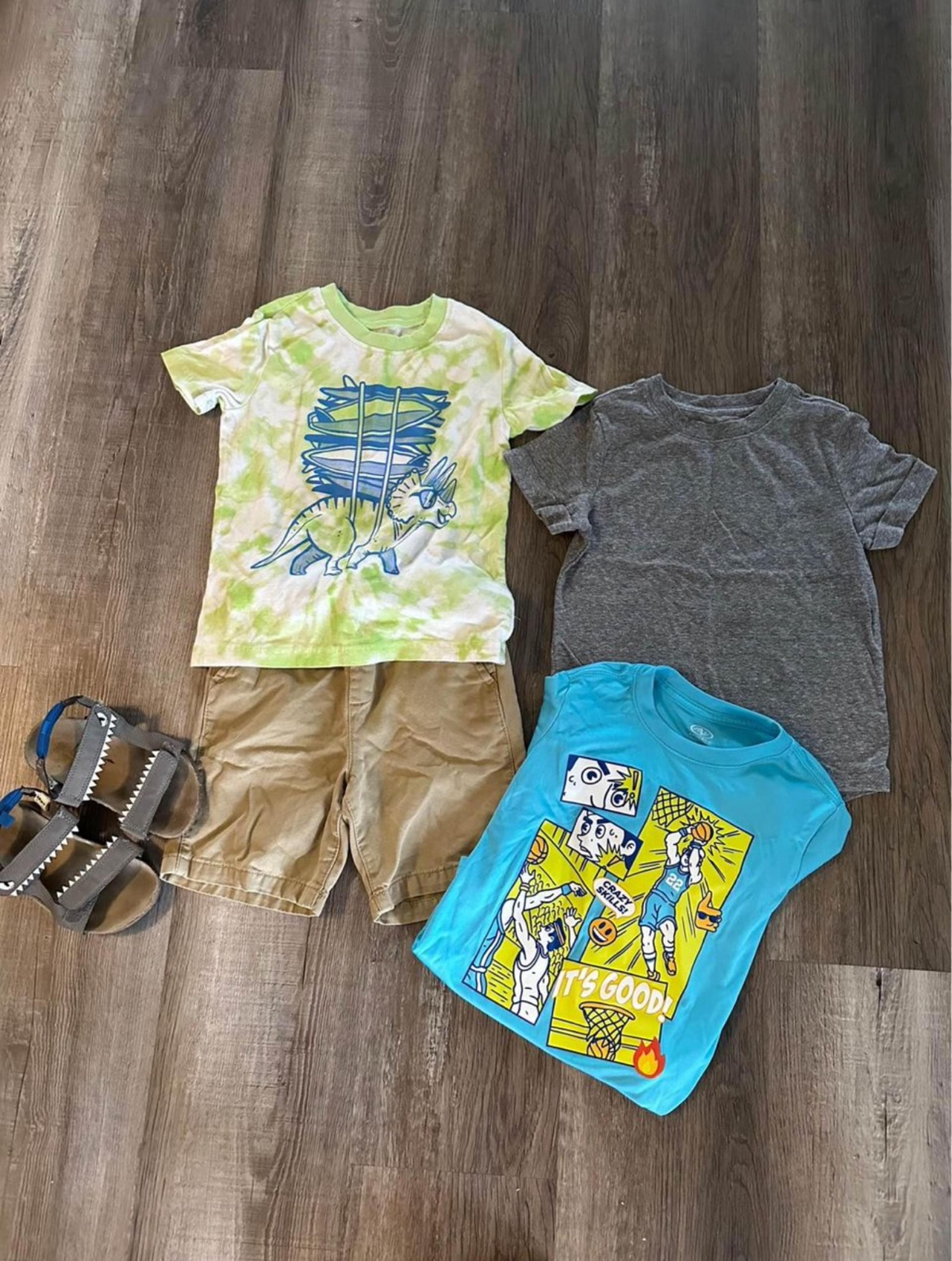 Boys Size 4-5 clothing lot sandal size 10