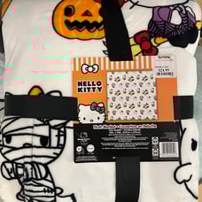 Full/queen size hello kitty white witch white ghost blanket