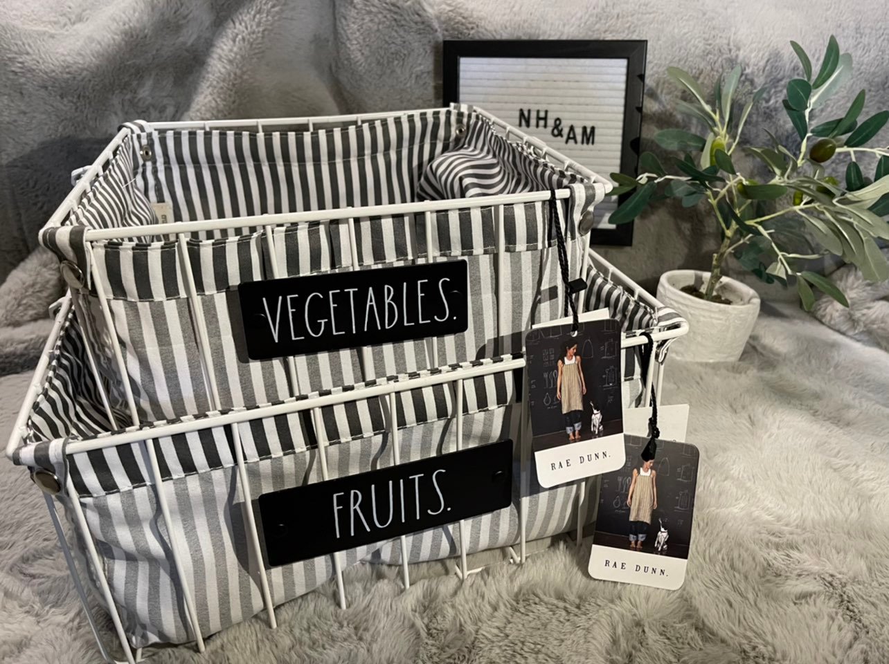 Rae Dunn basket