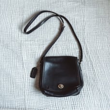 Vintage Coach 1990s 90s black genuine leather crossbody purse