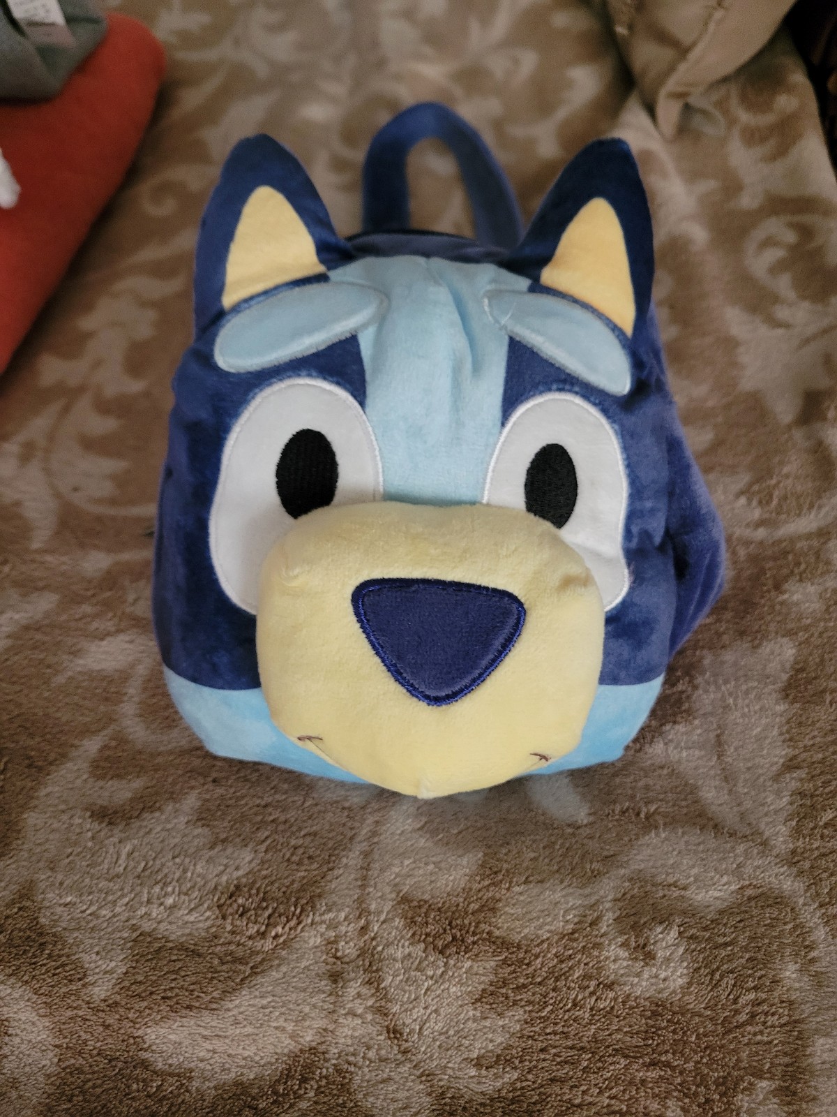 NWT Ludo Studios Bluey Girls Plush Shoulder Purse with Strap