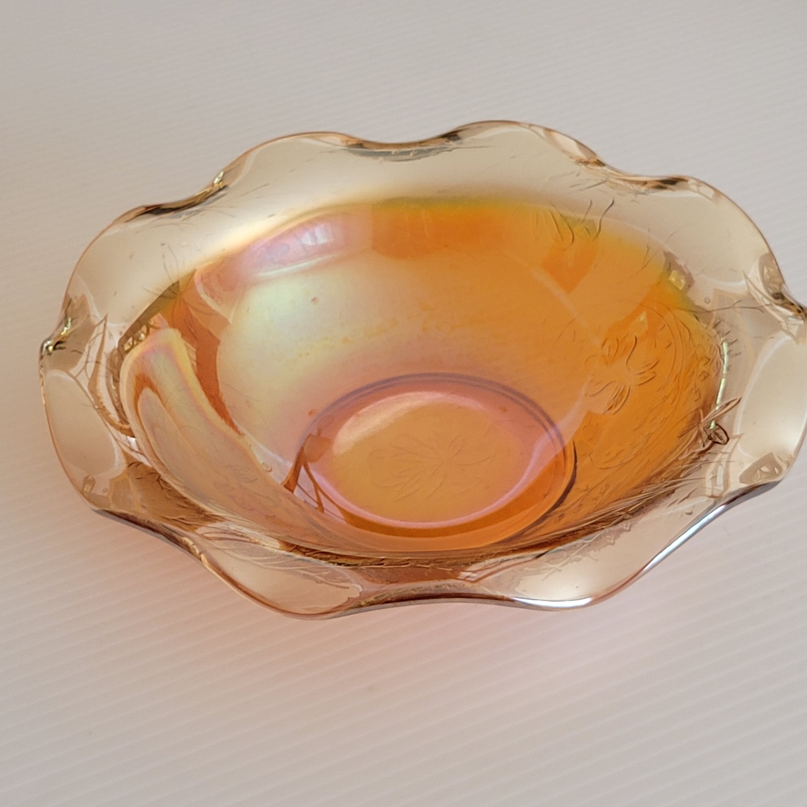 Vintage Amber Carnival glass Iridescent bowl fruit serving dish