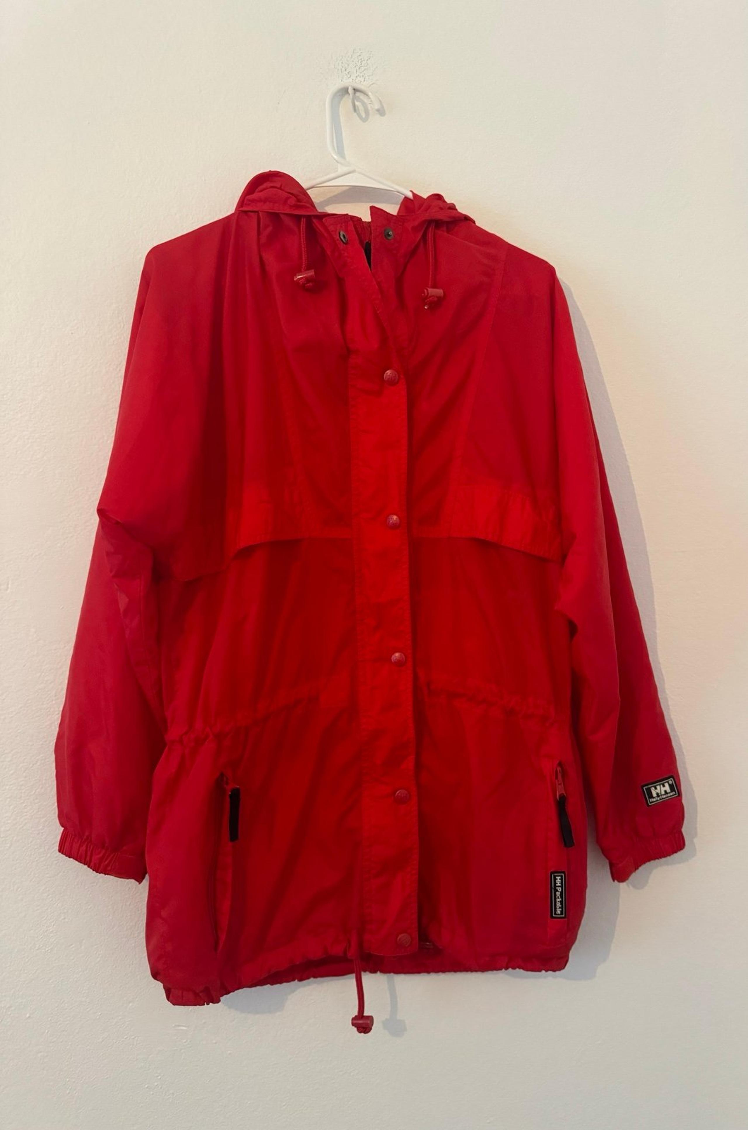 Helly Hansen - Red Packable Hooded Windbreaker 1990s Rain Jacket Size Small