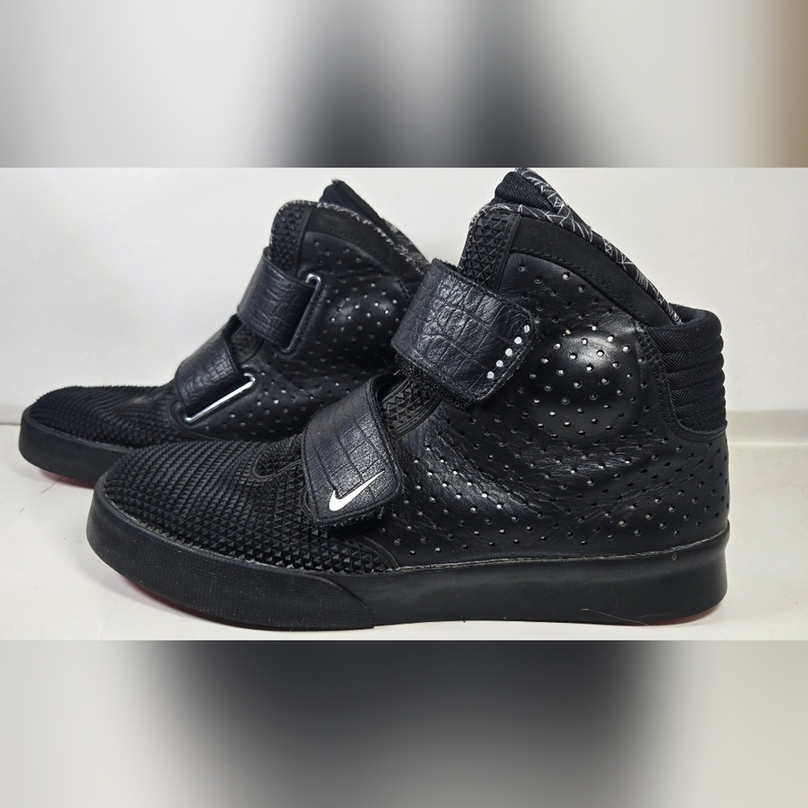 スニーカー Nike Flystepper 2K3 NOLA Gumbo League \"Crescent City\" Nike Flystepper 2k3 NOLA Gumbo League Crescent City PRM QS
