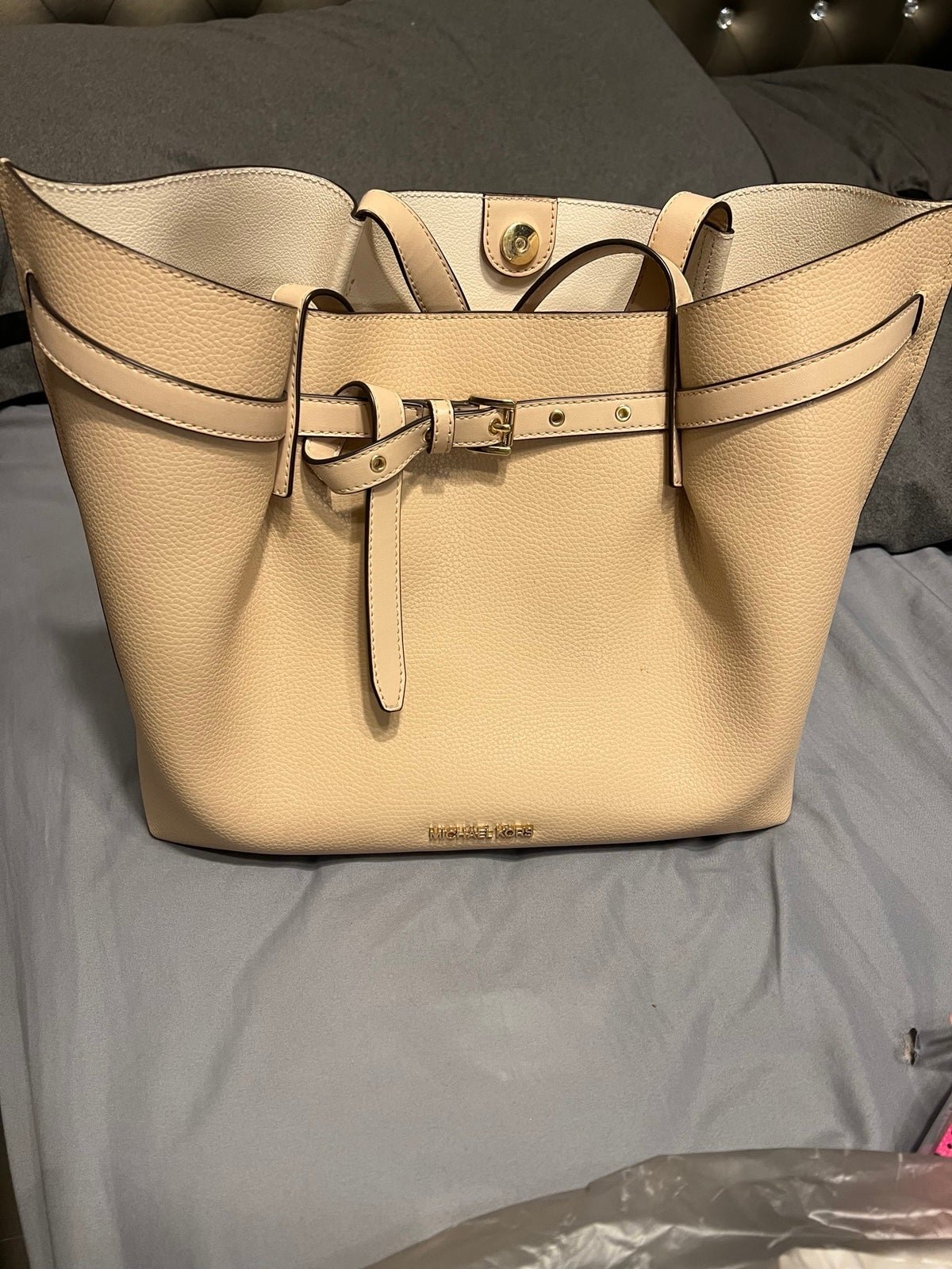 Michael Kors jet set tote bags