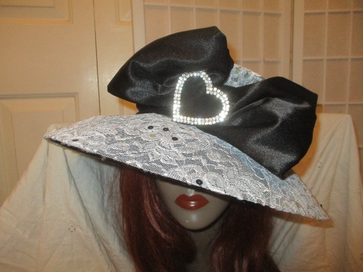 Whittall & Shon vintage wide brim straw & lace church/derby hat