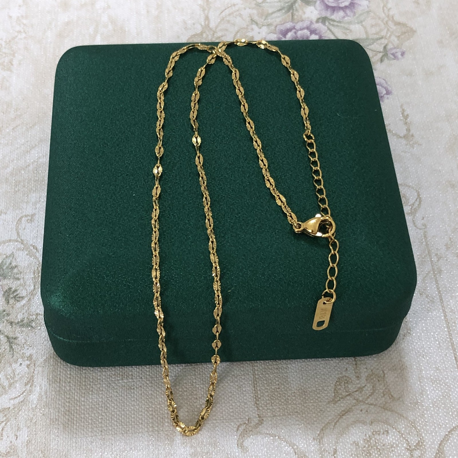 Solid Gold 18k Shell Shape Chain Necklace on Mercari