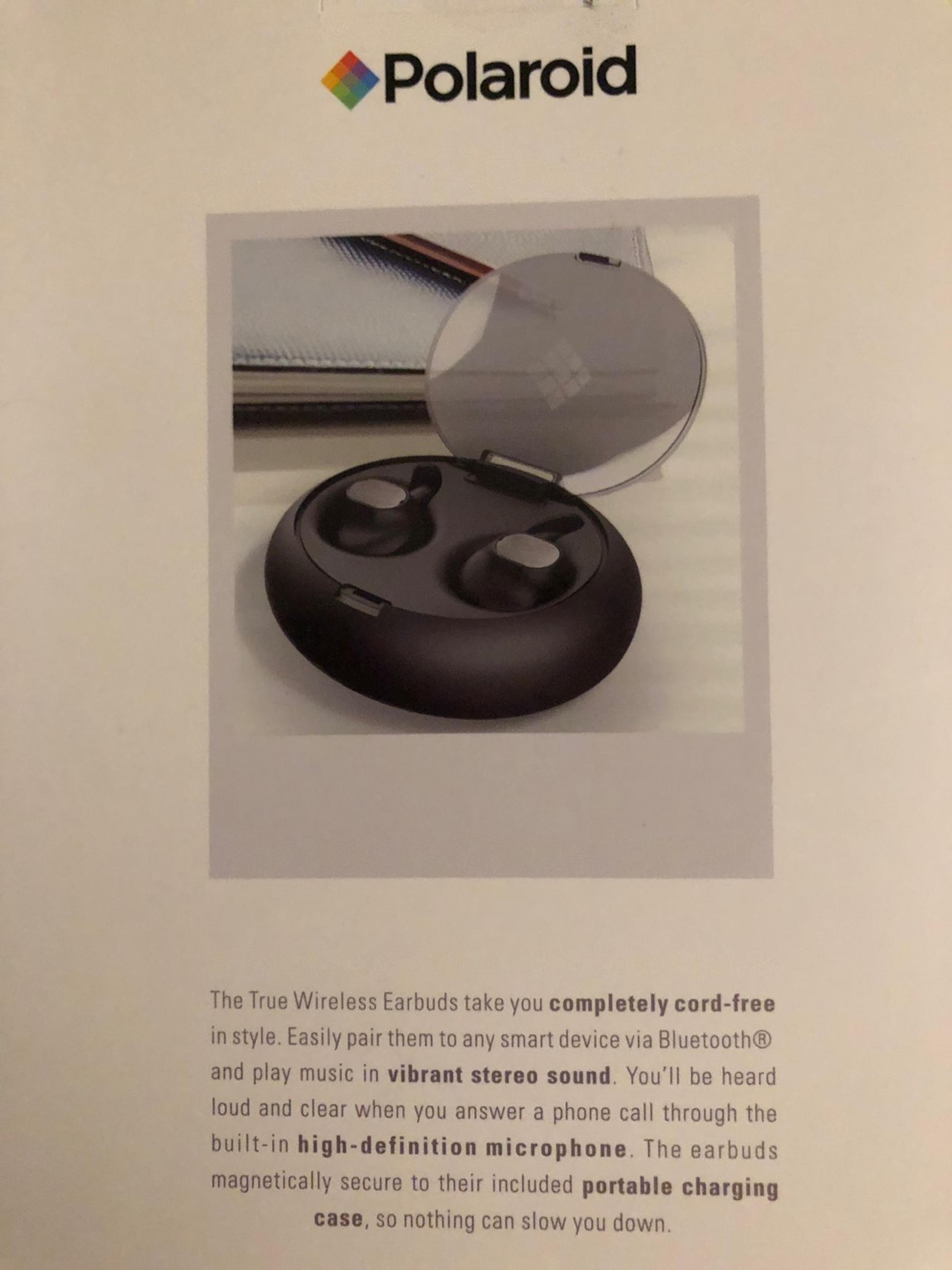 true wireless earphones w/ Charging Case