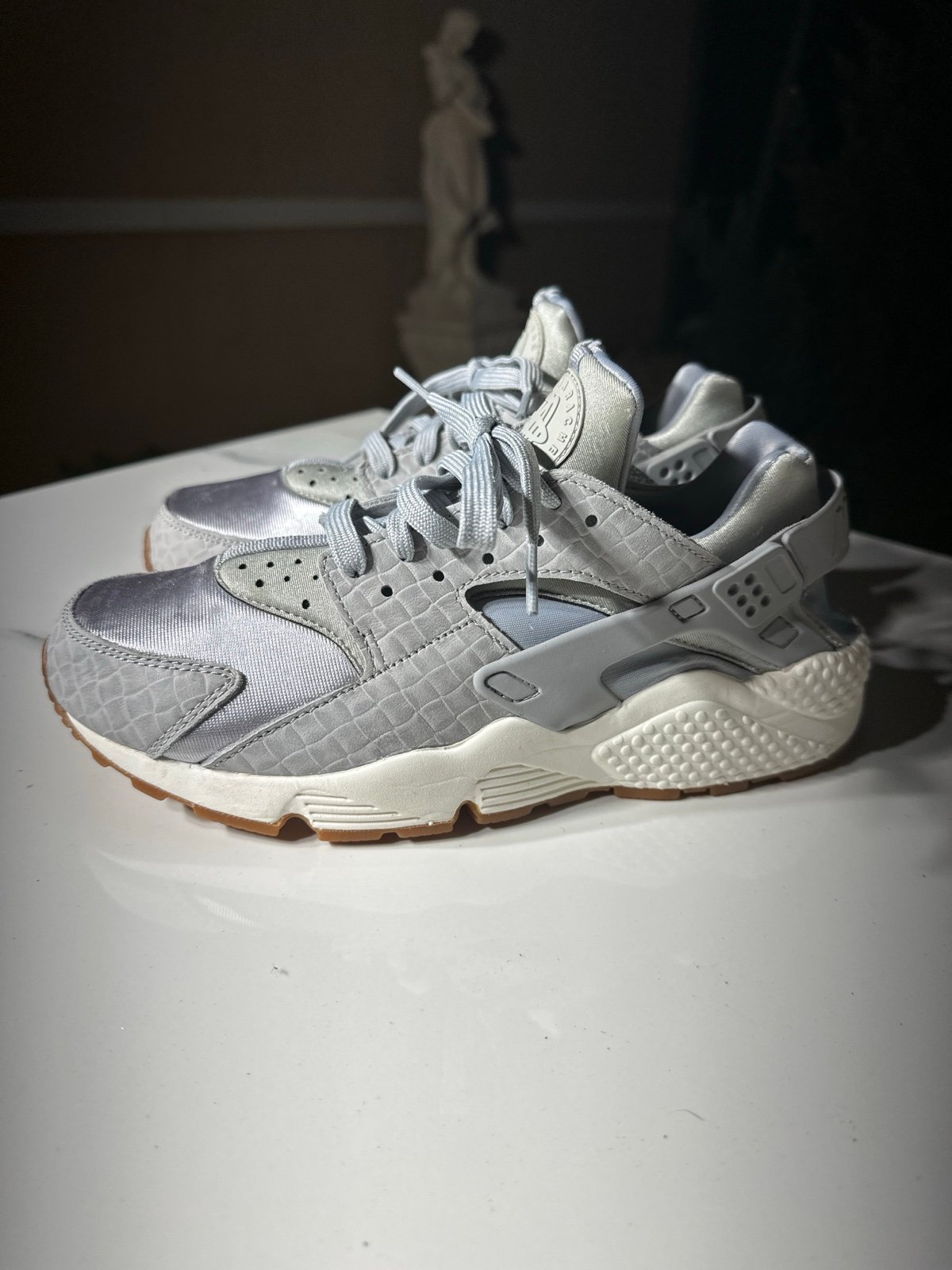 huarache grey wolf