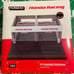 Tarmac Works 1:64 Honda Racing Pit Garage Diorama -NEW-