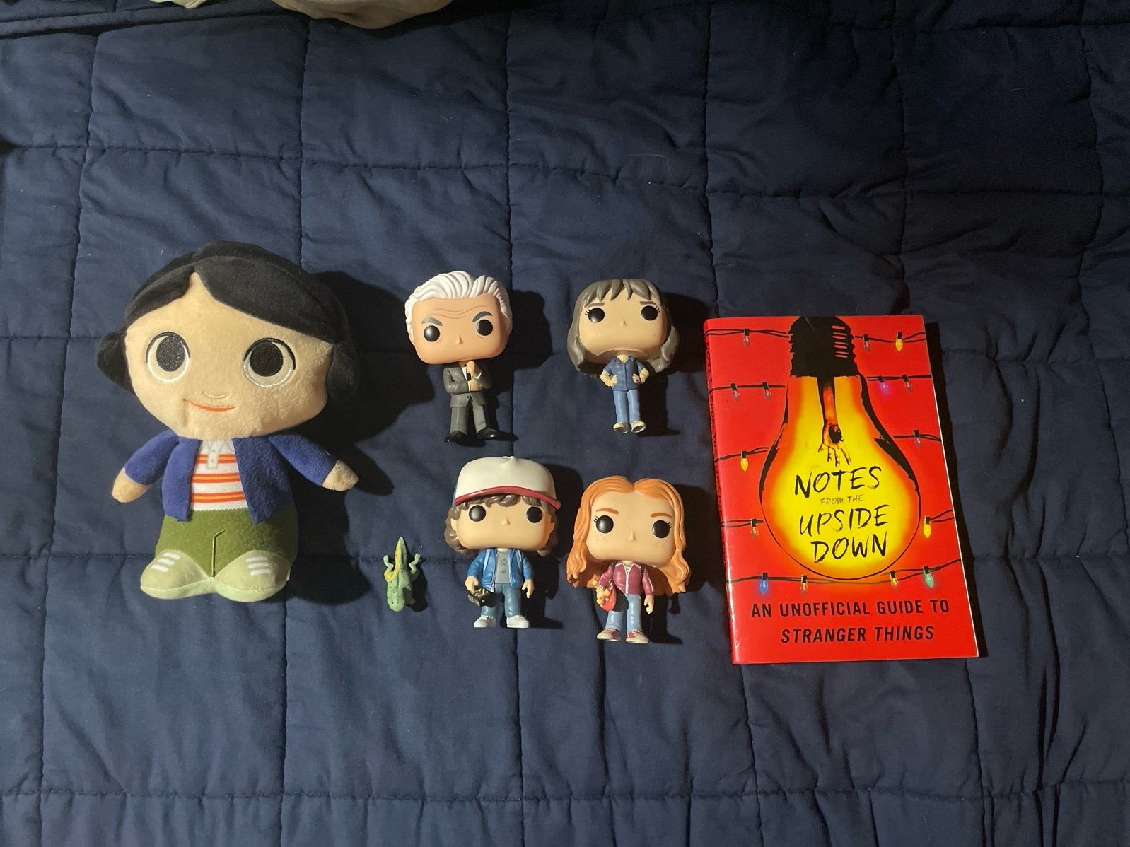 Stranger Things merch Bundle